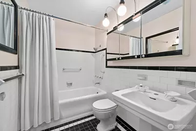 1017 Minor Avenue #901, Seattle, WA 98104 - Photo 9