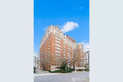 1017 Minor Avenue #901, Seattle, WA 98104 - Photo 17