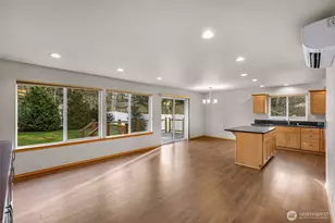 1989 Virginia Ave, Coupeville, WA 98239 - Photo 3