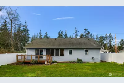 1989 Virginia Avenue, Coupeville, WA 98239 - Photo 27