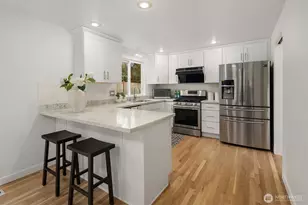 12704 37th Ave NE, Seattle, WA 98125 - Photo 11