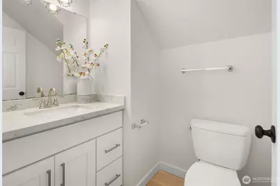 12704 37th Avenue NE, Seattle, WA 98125 - Photo 19