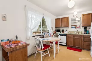 520 Trojan Ct SE, Lacey, WA 98503 - Photo 7