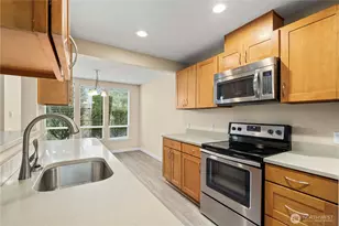 625 Jackson Ave N, Tacoma, WA 98406 - Photo 11