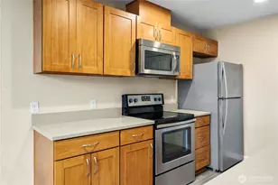 625 Jackson Ave N, Tacoma, WA 98406 - Photo 7