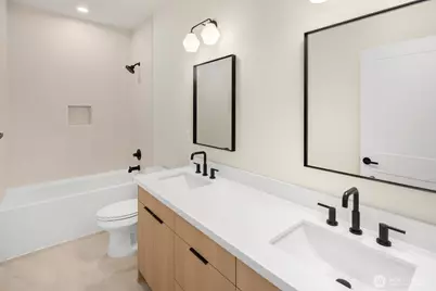 910 S 138th Street #A, Burien, WA 98168 - Photo 17