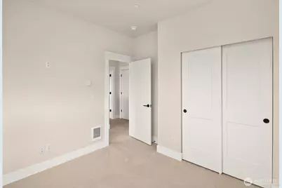 908 S 138th Street, Burien, WA 98168 - Photo 11