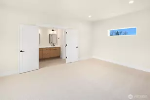 910 S 138th St, Burien, WA 98168 - Photo 11