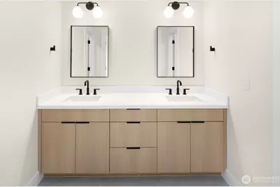 910 S 138th Street #A, Burien, WA 98168 - Photo 13