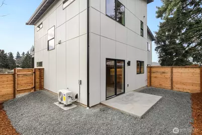 910 S 138th Street #B, Burien, WA 98168 - Photo 15