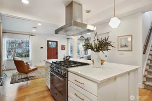 7060 Dibble Ave NW, Seattle, WA 98117 - Photo 11