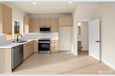 908 S 138th Street, Burien, WA 98168 - Photo 5