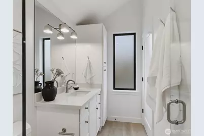 2806 W Dravus Street, Seattle, WA 98199 - Photo 17