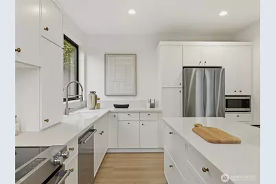 2806 W Dravus Street, Seattle, WA 98199 - Photo 13