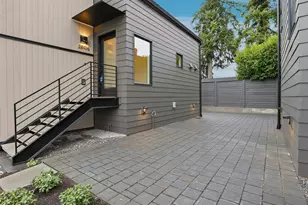 2806 W Dravus St, Seattle, WA 98199 - Photo 23