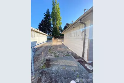 621 SW 132 Street, Burien, WA 98146 - Photo 23