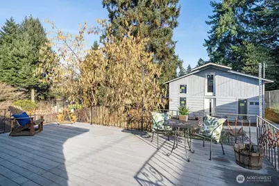 10034 3rd Avenue SW, Seattle, WA 98146 - Photo 25
