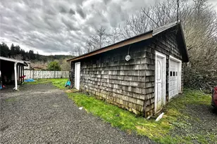 1620 Broadway Ave, Hoquiam, WA 98550 - Photo 3