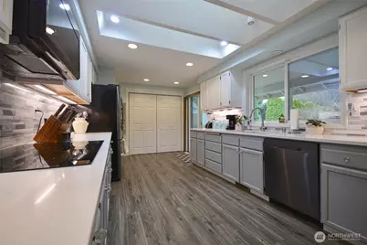 15718 Topaz Drive SE, Yelm, WA 98597 - Photo 7