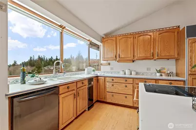 5717 88th Street SW, Mukilteo, WA 98275 - Photo 9