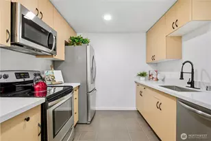 12607 SE 41st Pl, Bellevue, WA 98006 - Photo 7