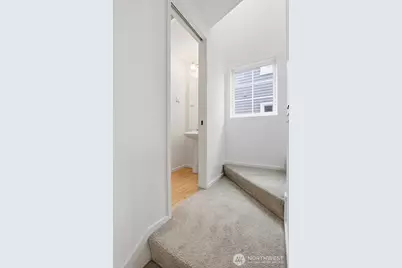 619 Federal Avenue E #A, Seattle, WA 98102 - Photo 15