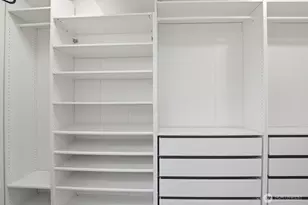 619 Federal Ave E, Seattle, WA 98102 - Photo 19