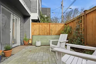 619 Federal Ave E, Seattle, WA 98102 - Photo 3