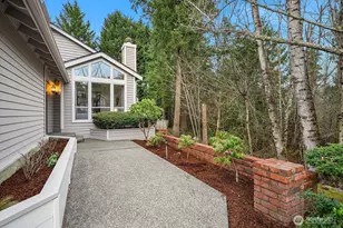 26224 SE 40th St, Sammamish, WA 98029 - Photo 3