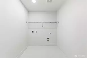 12015 44th Ave S, Tukwila, WA 98168 - Photo 37