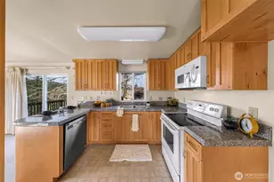 3701 Ridgemont Way, Bellingham, WA 98226 - Photo 15