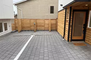 926 NW 57th St, Seattle, WA 98107 - Photo 37