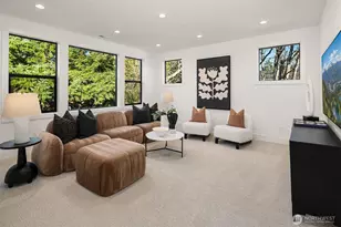 12525 NE 75th St, Kirkland, WA 98033 - Photo 25