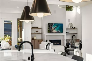 12525 NE 75th St, Kirkland, WA 98033 - Photo 11