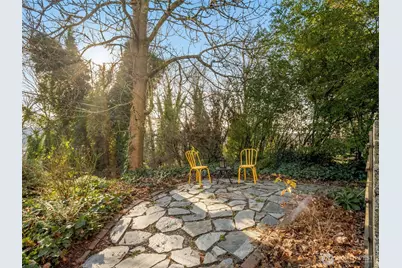 3928 S Pilgrim St, Seattle, WA 98118 - Photo 3