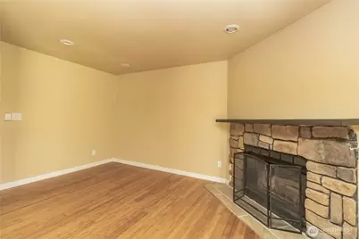 17425 119th Lane SE #D12, Renton, WA 98058 - Photo 11