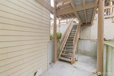 17425 119th Lane SE #D12, Renton, WA 98058 - Photo 19