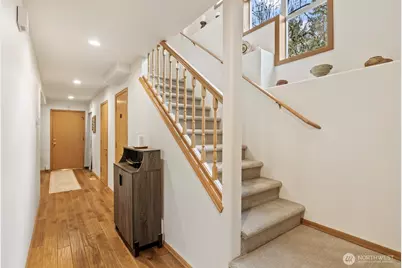 2710 NE 105th Street, Seattle, WA 98125 - Photo 19