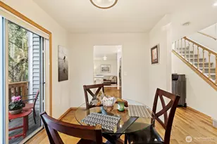 2710 NE 105th St, Seattle, WA 98125 - Photo 13