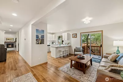 2710 NE 105th Street, Seattle, WA 98125 - Photo 17