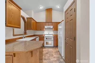 5312 114th Place NE, Marysville, WA 98271 - Photo 11