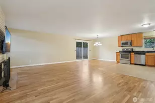 12224 SE 60th Pl, Bellevue, WA 98006 - Photo 11