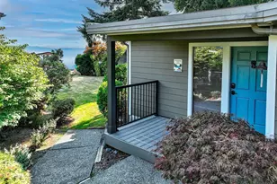 9003 NE Juanita Ln, Kirkland, WA 98034 - Photo 3