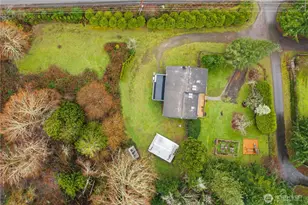 5503 E Collins Rd, Port Orchard, WA 98366 - Photo 33