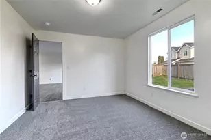 8823 18th Ave E, Tacoma, WA 98445 - Photo 19