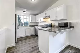 8823 18th Ave E, Tacoma, WA 98445 - Photo 5