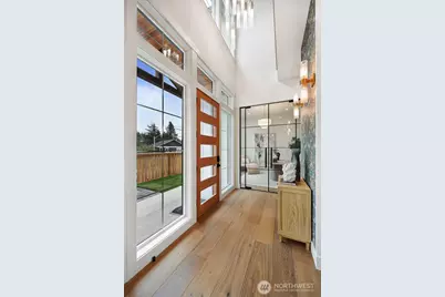 8217 22nd Place NE, Seattle, WA 98115 - Photo 3