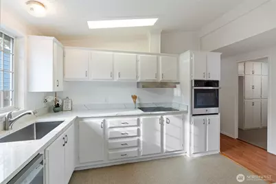 2410 92nd Court SE, Olympia, WA 98501 - Photo 13