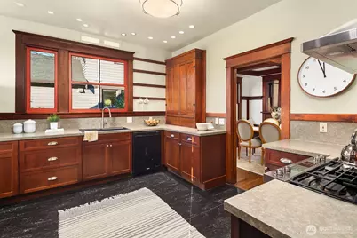 5027 8th Avenue NE, Seattle, WA 98105 - Photo 13