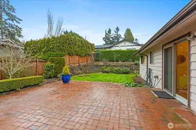 9109 221st Street SW, Edmonds, WA 98026 - Photo 27